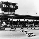 Erster Gesamtsieg von Porsche