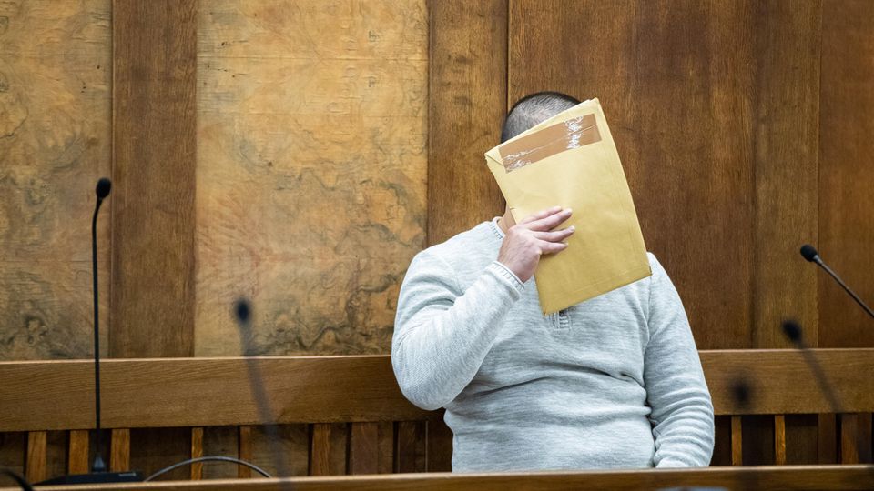 Jackson B. beim Prozessauftakt im Duisburger Landgericht am 9. Januar