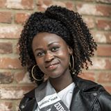 Miss Saarland: Itanajama Akeri, 23 Jahre. Die Krankenschwester sagt über sich und den Wettbewerb: "Bei der neuen Miss Germany stehen Authentizität, Empowerment und Vielseitigkeit im Vordergrund. Dieses Motto spiegelt sich in meiner Persönlichkeit wider." Fashion und Beauty zählen zu ihren liebsten Hobbys. Sie möchte "schwarzen Frauen in Deutschland das Gefühl geben, in der deutschen Beauty-Mode-Industrie sichtbar zu sein".