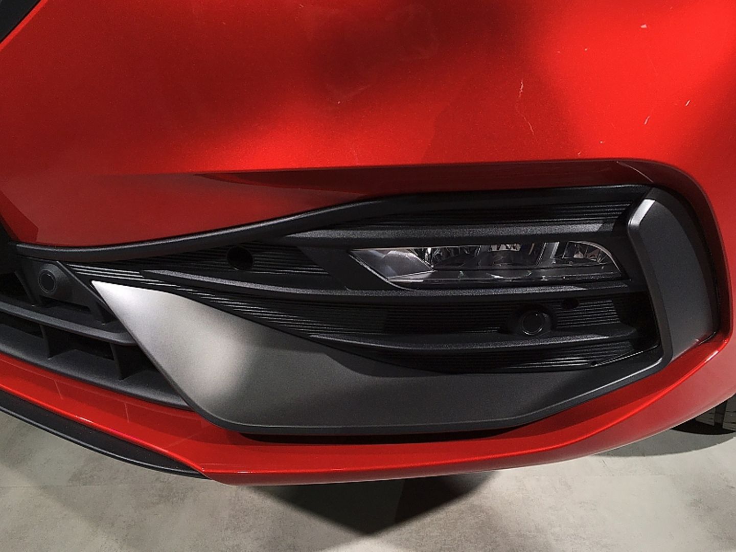 Die Nebelscheinwerfer liegen beim Seat Leon tief im Stoßfänger
