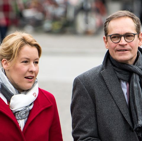 Franziska Giffey (l., SPD), Bundesfamilienministerin, und Michael Müller (SPD), Regierender Bürgermeister von Berlin