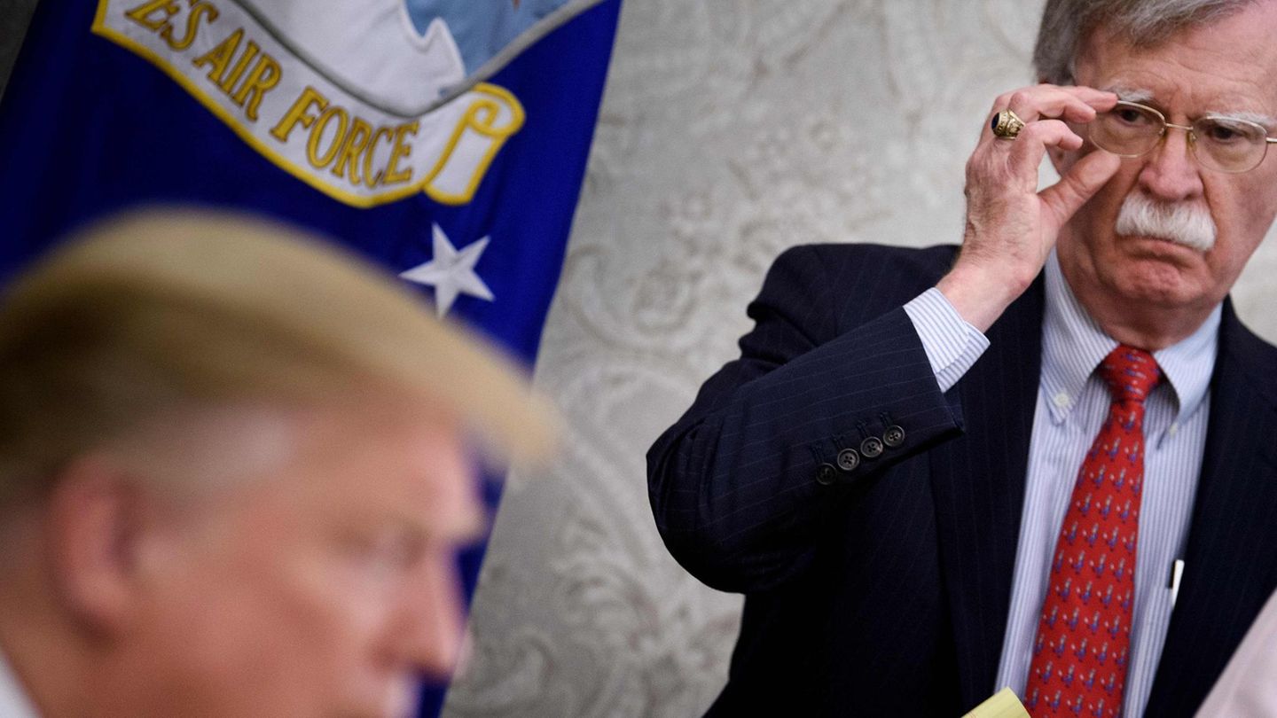 US-Präsident Donald Trump und sein früherer Sicherheitsberater John Bolton