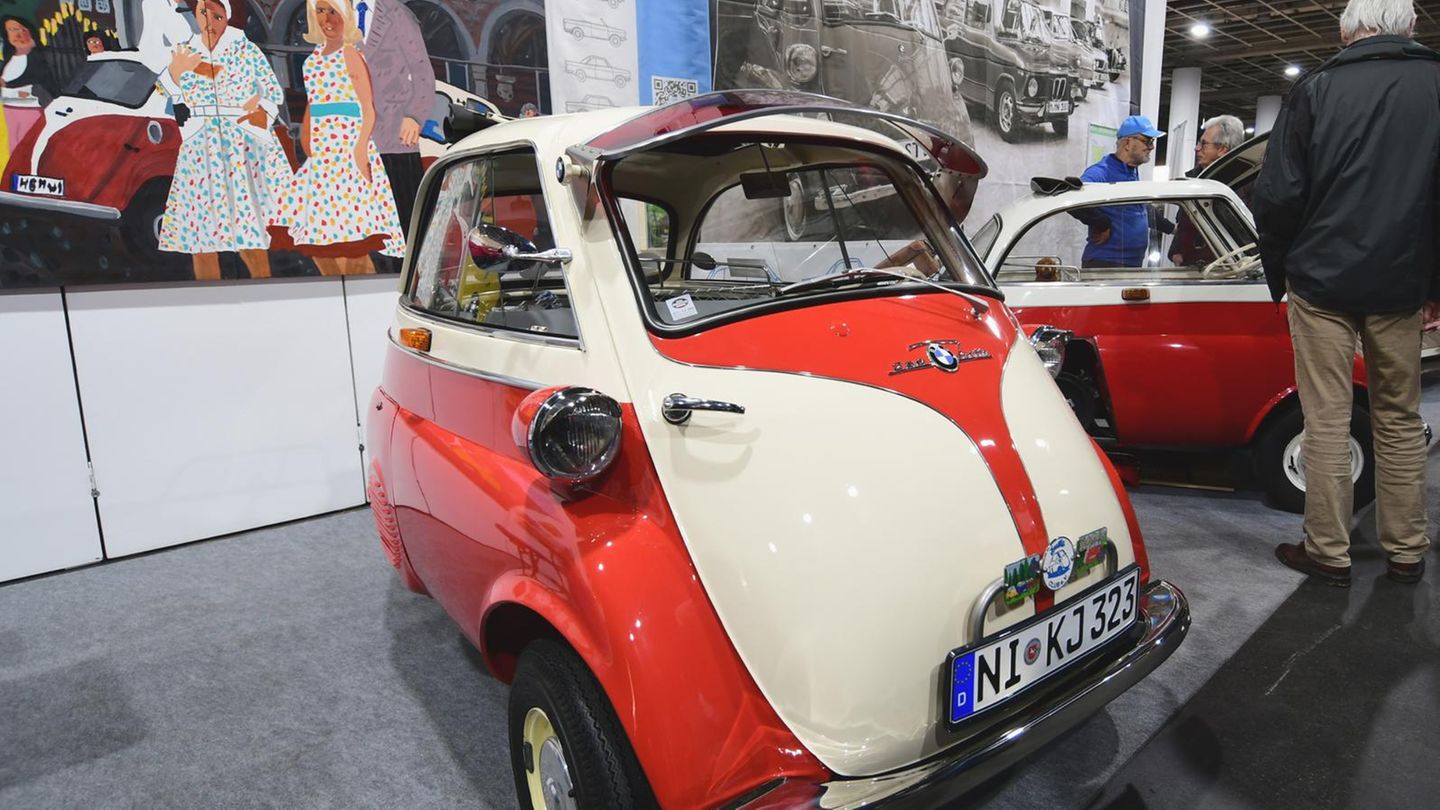 BMW 300 Isetta  von 1960 mit 12 PS. Spitze war 85 Km/h. Sie gehört Isetta Clubmitglied Klaus Lohmann.