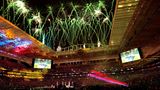 Das Hard Rock Stadion in Miami verwandelte sich zur Halbzeitshow in eine Konzertarena - Feuerwerk inklusive. Nach der 15-minütigen Pause durfte dann wieder Football gespielt werden.