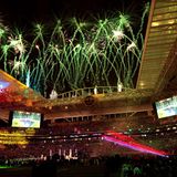 Das Hard Rock Stadion in Miami verwandelte sich zur Halbzeitshow in eine Konzertarena - Feuerwerk inklusive. Nach der 15-minütigen Pause durfte dann wieder Football gespielt werden.