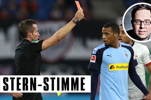Alassane Pléa von Borussia Mönchengladbach sieht die rote Karte