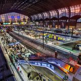 Bahnhofshalle im Hamburger Hauptbahnhof