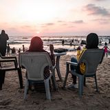 Abends strömen die Menschen in Gaza zum Strand
