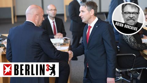 FDP-Mann Thomas Kemmerich (l.) ist auch mit den Stimmen der AfD, hier Landesparteichef Björn Höcke, gewählt worden