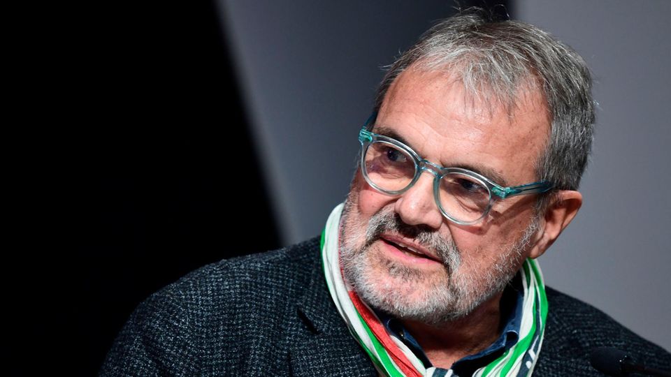 Starfotograf Oliviero Tosani, unter anderem bekannt für Zusammenarbeit mit Benetton