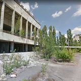 Kartendienst: Einst lebten hier Tausende Menschen Mit der Katastrophe von Tschernobyl wurde das nahegelegene Prypjat zur nuklearen Geisterstadt. In den letzten Jahren wird es zur Touristen-Attraktion. Wer es gerne ohne den ständigen Blick auf den Geigerzähler erkunden will, kann das bei Maps tun.