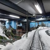 Kartendienst: Mit dem Zug durch die Hamburger Alpen Das Miniatur-Wunderland gehört mit seinen Modelleisenbahn-Nachbauten der halben Welt zu den wichtigsten Hamburger Touristenmagneten. Bei Maps gibt es eine ganze eigene Perspektive: die der Lokomotive.
