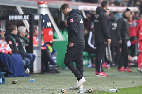 Werder-Trainer Florian Kohfeldt zeigte sich nach der erneuten Bundesliga-Niederlage ratlos
