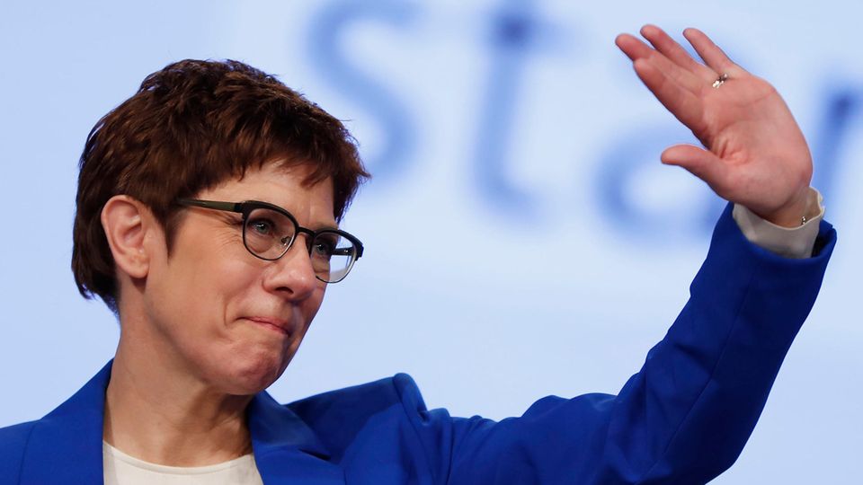 AKK verzichtet auf Kanzlerkandidatur und gibt CDU-Vorsitz ab CDU Annegret Kramp-Karrenbauer