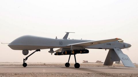 Eine aufmunitionierte Drohne in Afghanistan
