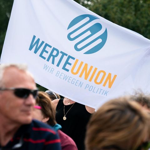 Werteunion Fahne