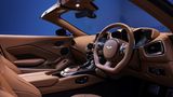 Das Cockpit ist auf dem Fahrer fokussiert