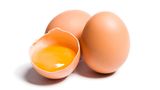 Mythos 1: Rohe Eier sind eine bessere Protein-Quelle als gekochte  Das ist falsch. Tatsächlich ist es andersherum: Der Körper absorbiert die doppelte Menge Protein von gekochten Eiern. Zudem sollte man rohe Eier mit Vorsicht genießen, denn die Wahrscheinlichkeit ist höher an Salmonellen zu erkranken.