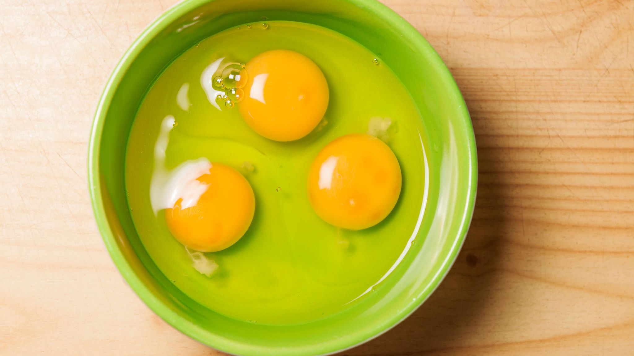 Müssen Eier im Kühlschrank lagern? Sieben Mythen rund ums Hühnerei ...