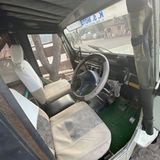 Das Cockpit hat nur das Nötigste