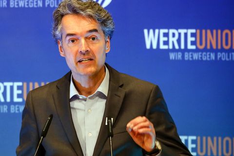 Werteunion-Vorsitzender Alexander Mitsch am Rednerpult
