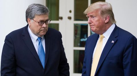 Justizminister William Barr (l.) hat Donald Trump kritisiert