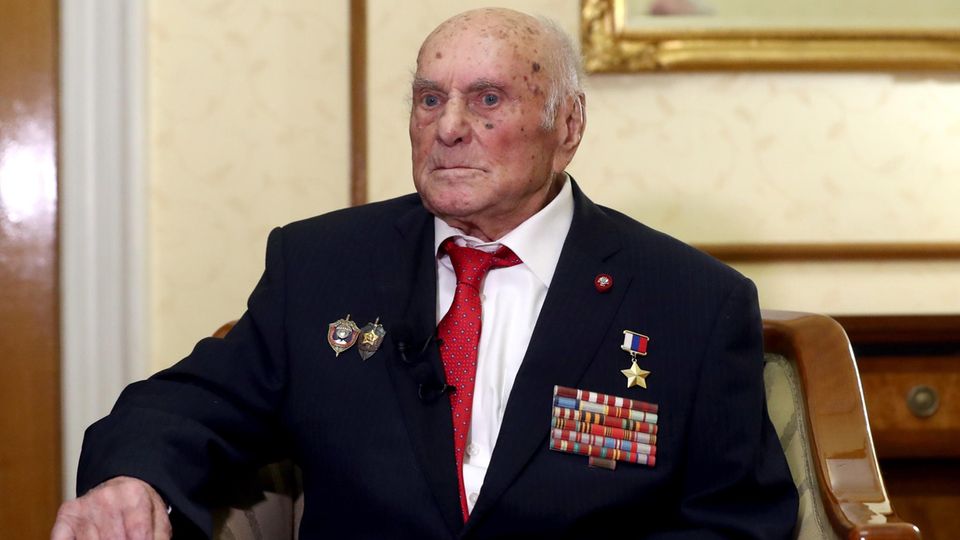 Alexej Botjan nimmt am 15. Januar 2020 an einem Treffen von Veteranen des Zweiten Weltkriegs in Moskau teil Alexej Botjan nimmt am 15. Januar 2020 an einem Treffen von Veteranen des Zweiten Weltkriegs in Moskau teil
