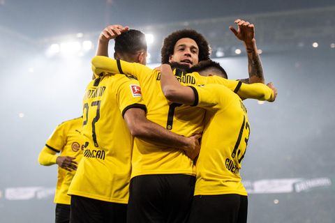 Borussia Dortmund: Spieler jubeln gegen Eintracht Frankfurt