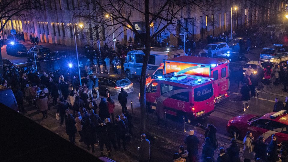 Berlin: Vier Täter, Schüsse auf den Oberkörper: Neue Details zur Tempodrom-Schießerei