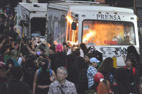Mexiko-Stadt: Demonstranten bei einem Protest gegen Gewalt gegen Frauen