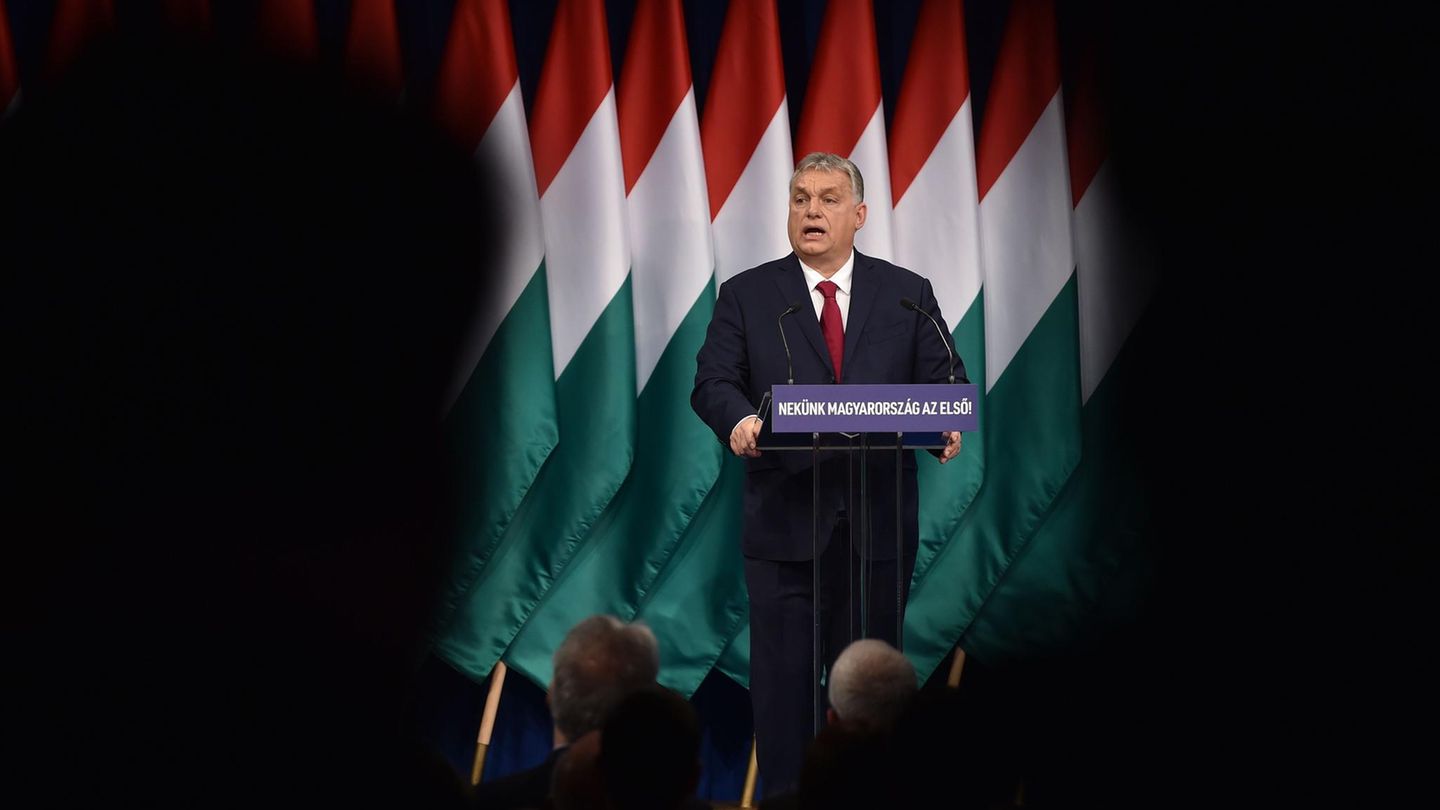 Ungarns Regierungschef Viktor Orbán während seiner Rede zur Lage der Nation