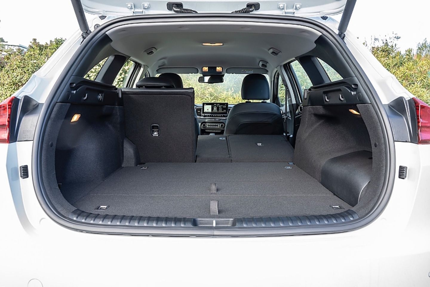 Der Laderaum des Kia Ceed SW Plug-in-Hybrid ist etwas kleiner als in der Verbrenner-Version