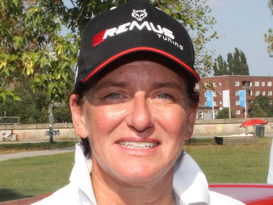 Ellen Lohr Ellen Lohr
