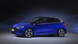 Bei den Assistenzsystemen rüstet Hyundai auf. Unter anderem greift der Bremsassistent jetzt auch ein, wenn man beim Zurücksetzen