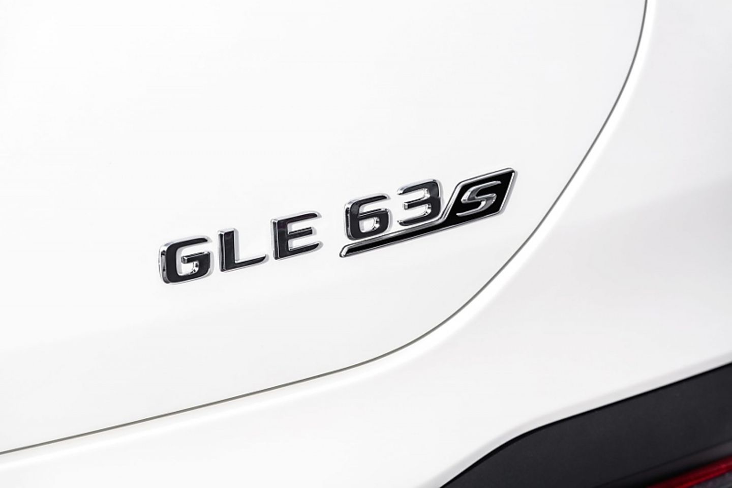 Das "S" im Namenszug des Mercedes ist für 30 kW / 41 PS gut