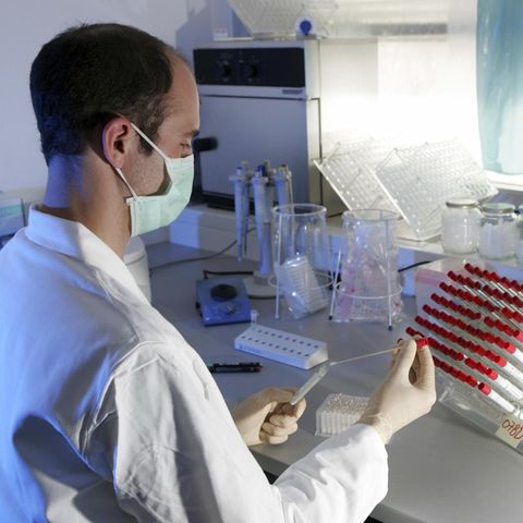 Medizin: Gentests bei Krebs: das Geschäft mit der Angst
