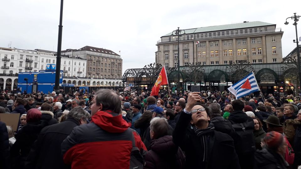 Gedenkveranstaltung in Hamburg nach den tödlichen Schüssen von Hanau Gedenkveranstaltung in Hamburg nach den tödlichen Schüssen von Hanau