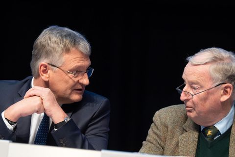 Krude Sicht auf die Morde von Hanau: die AfD-Politiker Jörg Meuthen und Alexander Gauland
