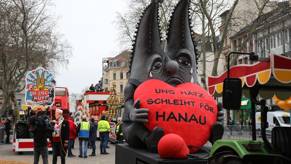 Motivwagen zum Anschlag von Hanau in Köln
