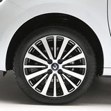 Die engmaschigen Felgen helfen beim Reduzieren des Luftwiderstandes