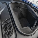Die Corvette hat zwei Kofferräume - vorne und hinten