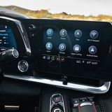 Der acht Zoll Touchscreen ist das Zentrum des Infotainmentsystem