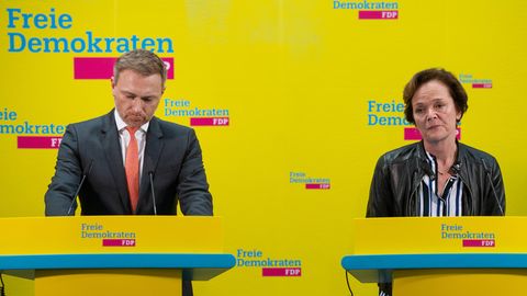 FDP-Parteichef Christian Lindner und Anna von Treuenfels-Frowein (FDP), Spitzenkandidatin zur Bürgerschaftswahl in Hamburg
