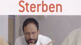 Über das Sterben: Was wir wissen. Was wir tun können. Wie wir uns darauf einstellen  Gian Domenico Borasio gehört zu den renommiertesten Palliativmedizinern Europas. Geburt und Tod haben viel gemeinsam, sagt er. Beides sind Ereignisse, für die die Natur bestimmte Programme vorgesehen hat. Sie laufen dann am besten ab, wenn sie möglichst wenig gestört werden. Palliativbetreuung und Sterbebegleitung, wie Borasio sie versteht, sind deshalb viel mehr als medizinische Symptomkontrolle. Vor allem leben sie von der Kommunikation, dem Gespräch zwischen allen Beteiligten, das die medizinische, psychosoziale und spirituelle Betreuung erst möglich macht. Borasio beschreibt, was wir heute über das Sterben wissen und welche Mittel und Möglichkeiten wir haben, unsere Angst vor dem Tod zu verringern sowie uns auf das Lebensende vorzubereiten. Zum Hörbuch.
