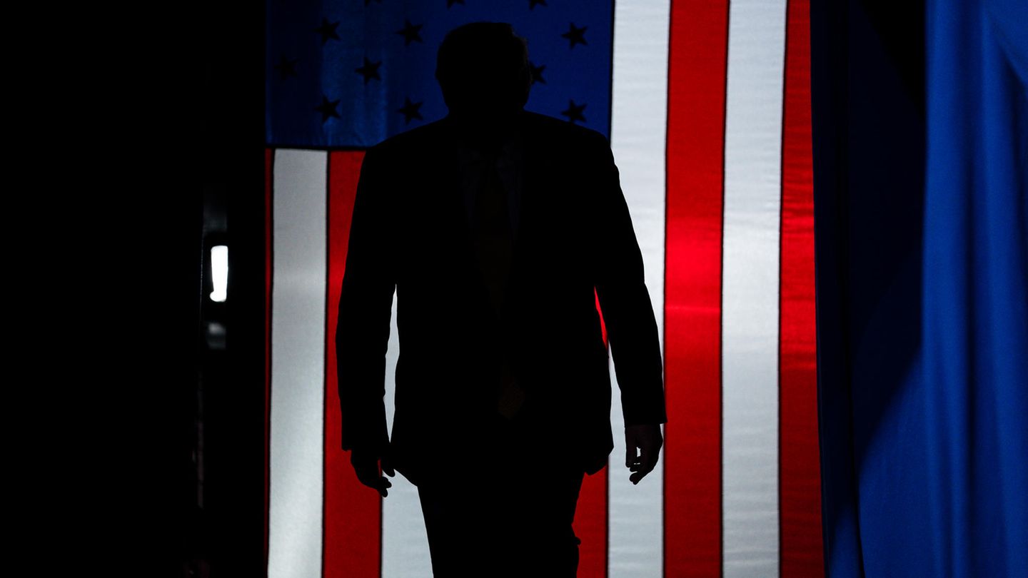 Donald Trump steht nun vor der ersten großen Krise seiner Regierungszeit 