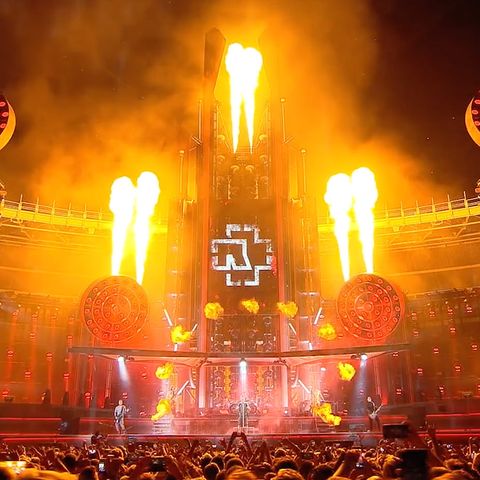 Rammstein: Bühnenaufbau im Zeitraffer-Video.