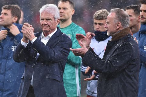 Bayern-Boss Karl-Heinz Rummenigge und die Bayern-Spieler solidarisierten sich am Samstag mit TSG-Mäzen Dietmar Hopp