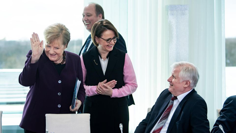 Bundeskanzlerin Angela Merkel, Annette Widmann-Mauz und Horst Seehofer