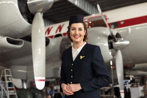 Aus dem neuen Sicherheitsvideo von Qantas: Zeitreise in die 50er Jahre: 