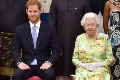 Für Enkel Harry: Mit diesem Zeichen zeigt die Queen ihre Wertschätzung